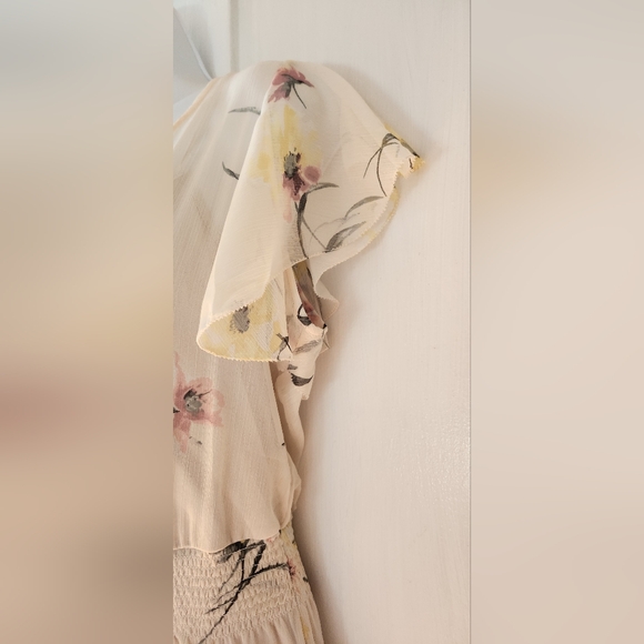 White House Black Market Floral Cream Dress Size M - Picture 4 of 15